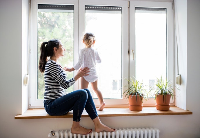 Ưu Tiên Dùng Giấy Dán Kính Cho Kính Dễ Vỡ