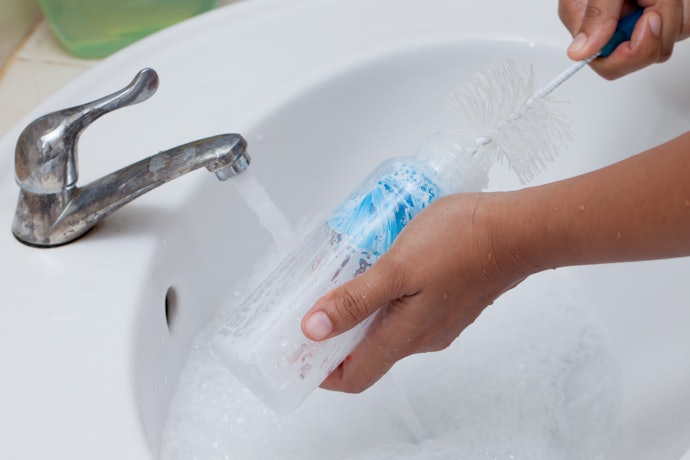 Các Bước Vệ Sinh Bình Sữa Đúng Cách