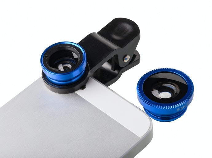 Luôn Tuân Thủ Quy Định. Sử Dụng Lens Selfie Thay Thế