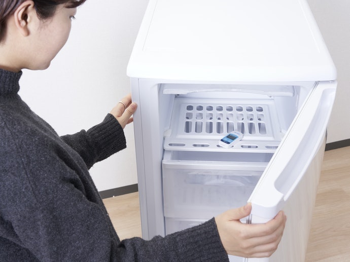 Hạn Chế Mở Tủ Để Duy Trì Nhiệt Độ Ổn Định