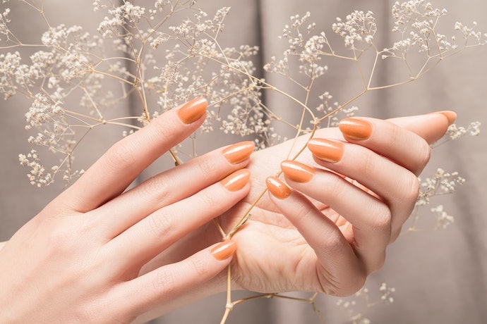 Chụp Một Bộ Ảnh Đẹp Với Móng Tay