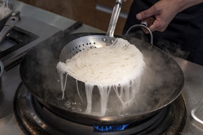 Cách Luộc Bún Khô Ngon