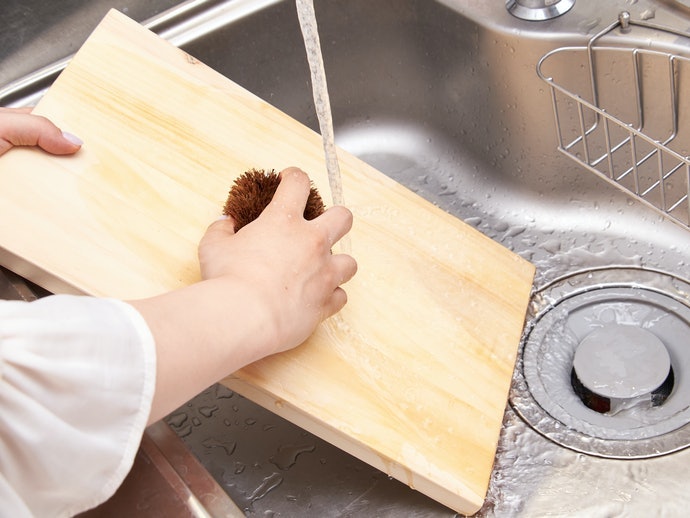 Những Lưu Ý Khi Sử Dụng Thớt Gỗ