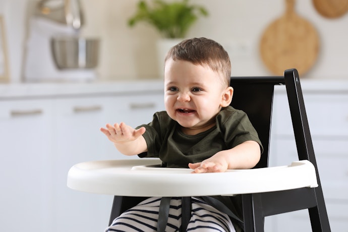 Lưu Ý Khi Sử Dụng Ghế Ăn Dặm Cho Bé