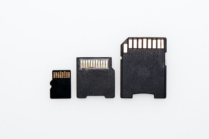 Lưu Ý Đừng Nhầm Với Thẻ Micro SD/ Mini SD