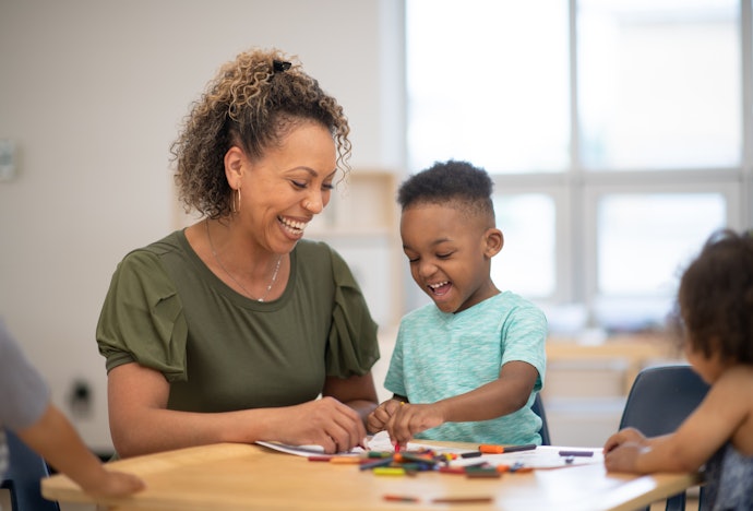 Dạy Bé Tại Nhà Theo Phương Pháp Montessori