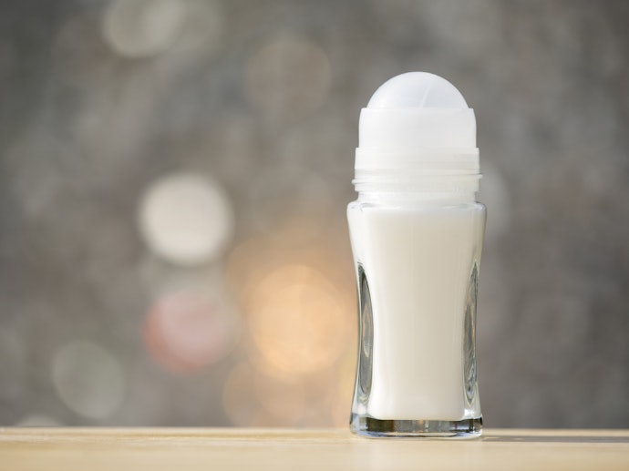 Ưu Điểm Của Lăn Khử Mùi Là Gì?