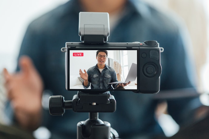 Ưu Điểm Của Máy Quay Phim So Với Smartphone