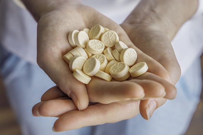 Có Nên Cho Bé Ăn Kẹo Vitamin C Không?