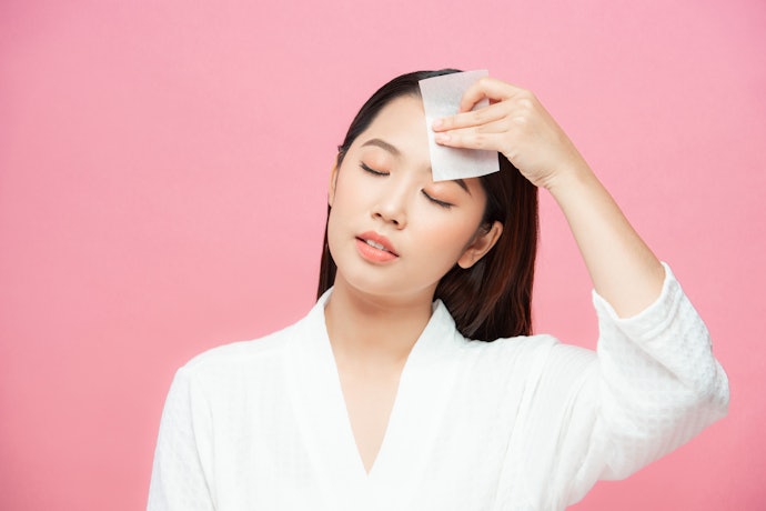 Da Dầu Mụn Có Nên Dùng Kem Dưỡng Ẩm?