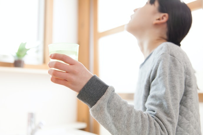 Cẩn Thận Với Các Sản Phẩm Bán Lại. Hạn Chế Mua Tích Trữ Không Cần Thiết