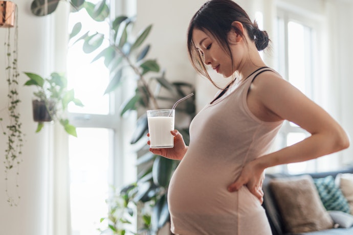 Sữa Bầu Có Cần Thiết Không? Nên Uống Vào Tháng Thứ Mấy?