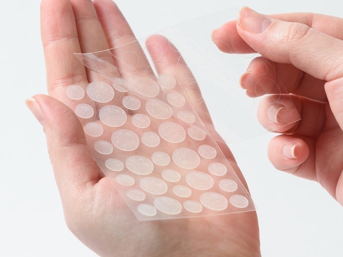 Hiệu Quả Thực Sự Của Miếng Dán Mụn Là Gì?