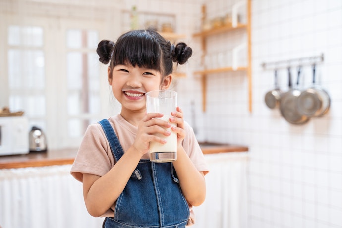 Sữa Pha Sẵn Có Khiến Bé Dậy Thì Sớm Không?