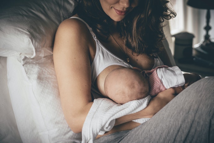 Máy Hút Sữa Có Giúp Kích Thích Tăng Tiết Sữa Không? Ngưng Sử Dụng Máy Hút Sữa Có Ảnh Hưởng Đến Lượng Sữa Không?
