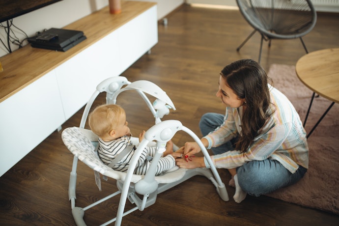 Chọn Nôi Có Nhiều Chế Độ Rung Và Phát Nhạc Giúp Bé Ngủ Ngon Hơn