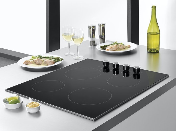 Chảo Tương Thích Lửa Gas & Bếp Từ: Linh Hoạt Hơn Khi Sử Dụng