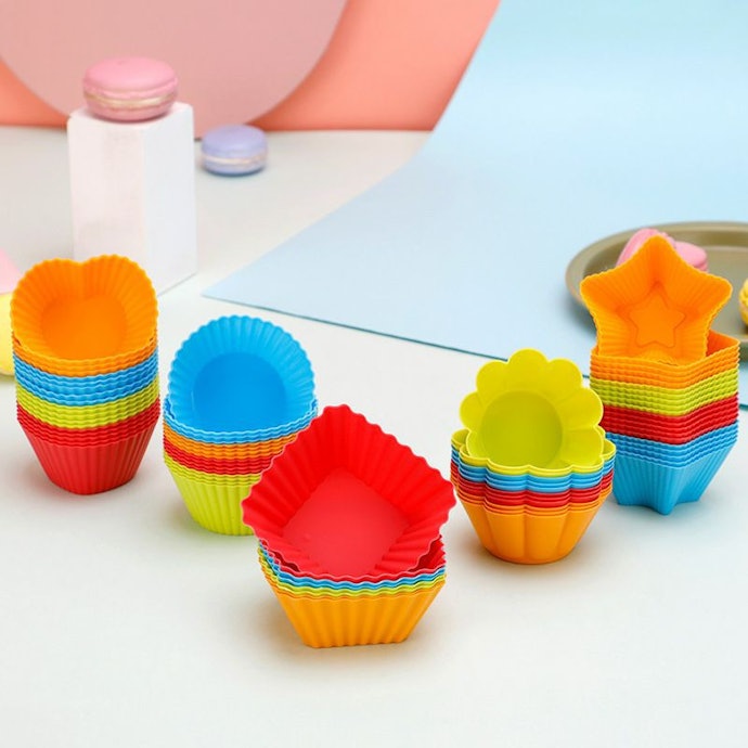 Hình Dáng, Kích Thước Và Dung Tích Khuôn Bánh Phù Hợp