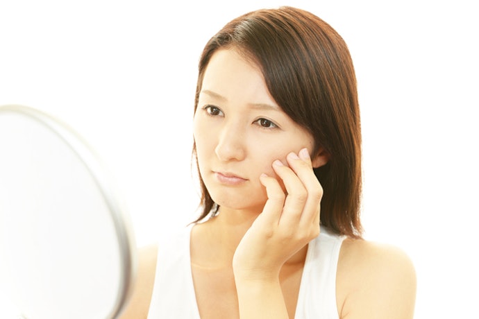 Chọn Sản Phẩm Tẩy Da Chết Nếu Lo Làn Da Xỉn Màu