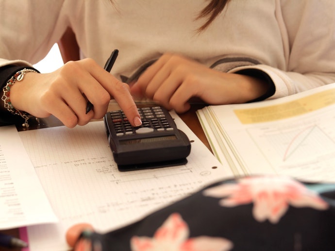 So Sánh Các Dòng Máy Tính Bỏ Túi Casio, Vinacal, Deli