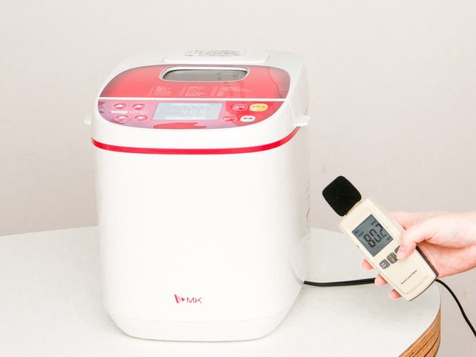 Thưởng Thức Bánh Tươi Mỗi Sáng: Kiểm Tra Độ Ồn