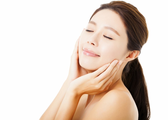 Thành Phần Dịu Nhẹ Cho Da Nhạy Cảm, Dùng Thử Lượng Nhỏ Trước