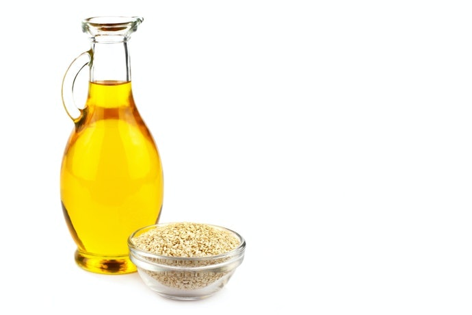 Chọn Dầu Mè Nguyên Chất Nếu Chú Trọng Thành Phần