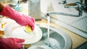 Làm Sạch Mạnh Mẽ Hơn Với Tỷ Lệ Chất Hoạt Động Bề Mặt Từ 20%