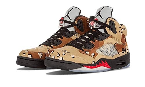 Fan Hâm Mộ Nike: Lựa Chọn Các Phiên Bản Giày Giới Hạn