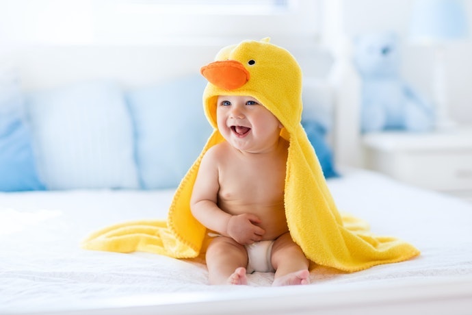 Khăn Có Mũ Trùm: Lau Khô Tóc Hoặc Che Đầu Khi Đưa Bé Ra Ngoài