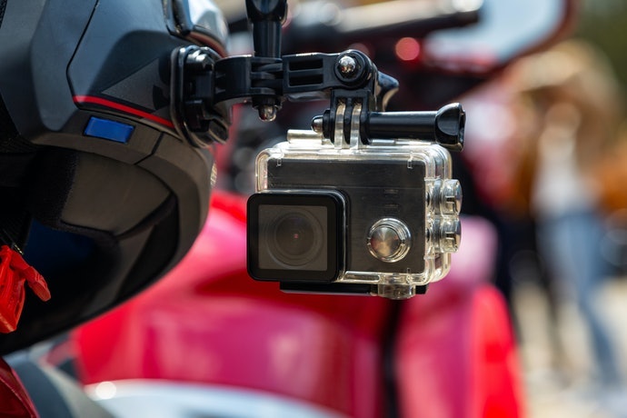 Camera Hành Động Có Thể Đeo Được