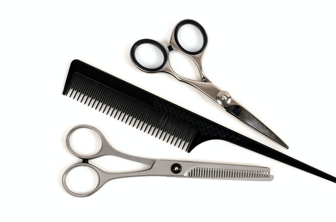 Linh Hoạt Hơn Với Combo Kéo Cắt Tóc & Phụ Kiện