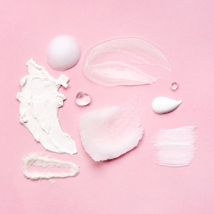 Chọn Kết Cấu: Gel, Lotion Thấm Nhanh Cho Da Dầu, Dạng Kem Cho Da Khô