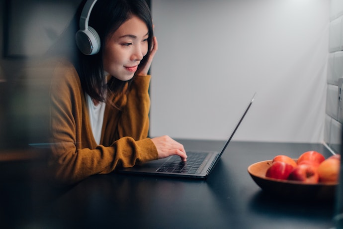 Lựa Chọn Hình Thức Học Phù Hợp: Trực Tiếp Hay Trực Tuyến?