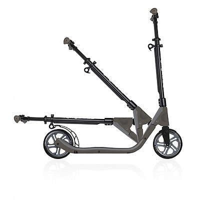 Xe Có Thể Gấp Gọn Và Nặng Khoảng 4 Kg Tiện Lợi Khi Cần Mang Theo
