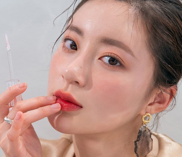 Son Màu Cam Đào, Cam San Hô, Cam Sữa: Ngọt Ngào, Nhẹ Nhàng, Phù Hợp Với Kiểu Trang Điểm Trong Veo