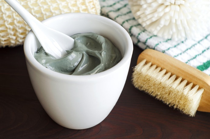 Mặt Nạ Đất Sét: Cải Thiện Tình Trạng Mụn Đầu Đen, Mụn, Vết Thâm do Mụn