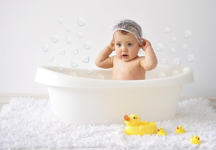 Bé Bị Viêm Da, Nấm Da Đầu: Chọn Sản Phẩm Có Thành Phần Chống Nấm, Nếu Nặng Cần Dùng Thêm Thuốc Đặc Trị Theo Hướng Dẫn Của BS Da Liễu