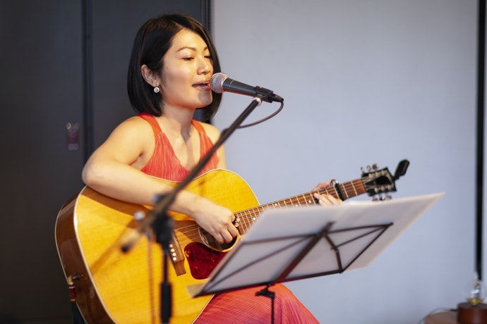 Đàn Guitar Folk Acoustic Gọn Nhẹ