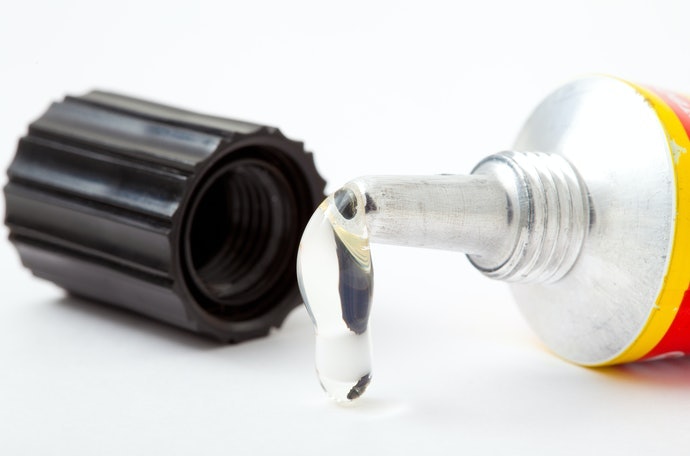 Keo Dán Nhựa Cho Polypropylene Và Polyethylene