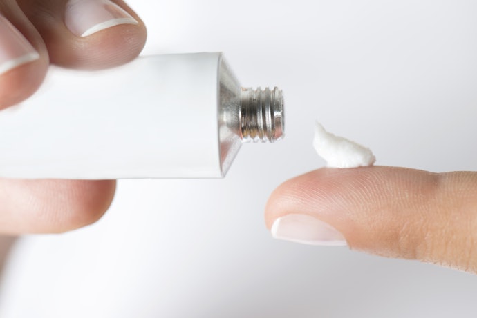Dùng Thuốc Chứa Steroid Khi Cần Loại Có Tác Dụng Nhanh, Nhưng Cần Chú Ý Tác Dụng Phụ