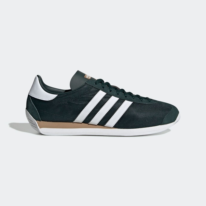Adidas Country: Dòng Sneaker Đặc Trưng Với Thiết Kế Silhouette
