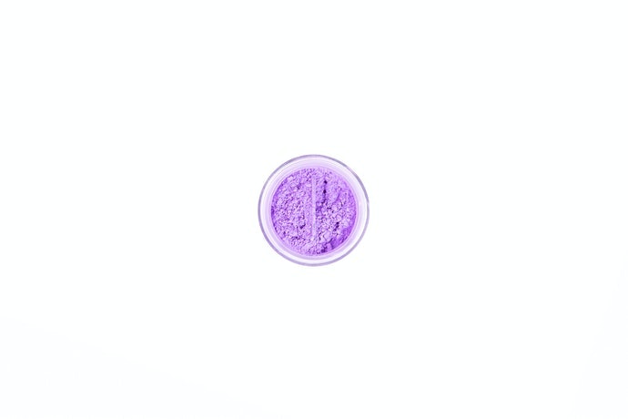 Màu Lavender: Mang Lại Vẻ Ngoài Trong Suốt