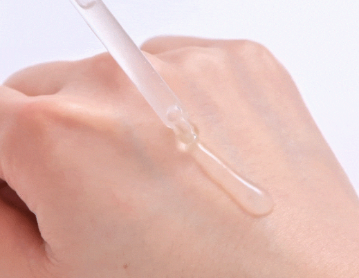 Chọn Serum Thấm Nhanh, Làm Mềm Da, Không Tạo Cảm Giác Nhờn Dính