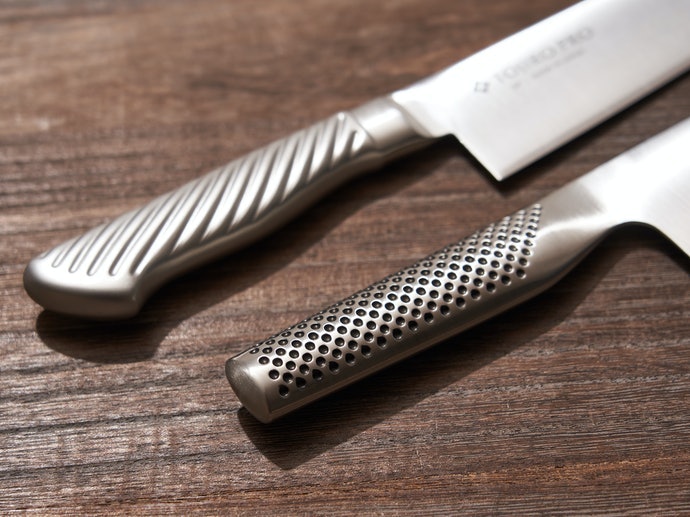 Cán Dao Đúc Liền Khối: Không Có Vết Nối, Dễ Dàng Vệ Sinh