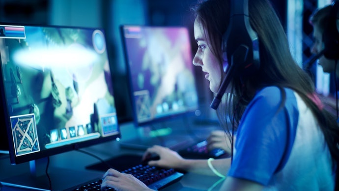 Hexa Core (6 Nhân) Trở Lên: Chơi Game 3D & Sử Dụng Các Phần Mềm Nặng