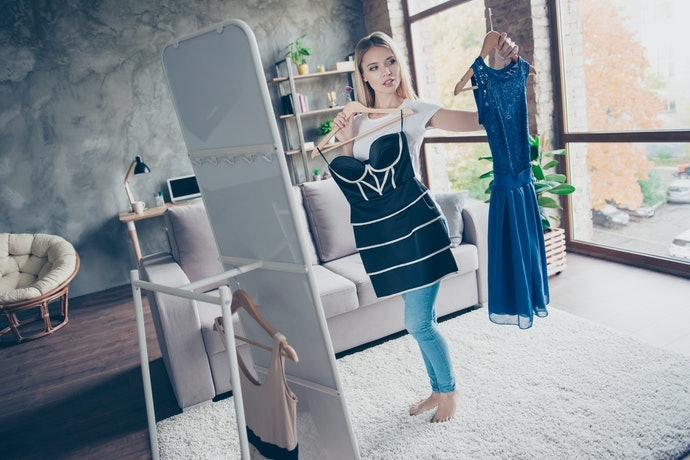 Dễ Di Chuyển, Điều Chỉnh Góc Độ Phù Hợp: Chọn Gương Đứng Có Chân
