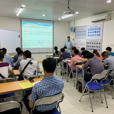 Lưu Ý Đến Đời Xe & Cơ Sở Vật Chất Trung Tâm Đào Tạo