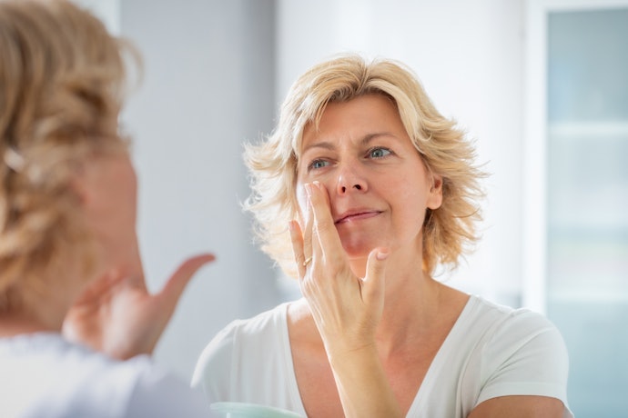 Da Mắt Có Nếp Nhăn: Chọn Thành Phần Chống Lão Hóa, Cải Thiện Nếp Nhăn