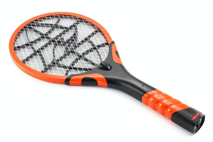 Vợt Điện: Chọn Loại Có Tay Cầm Chống Trượt